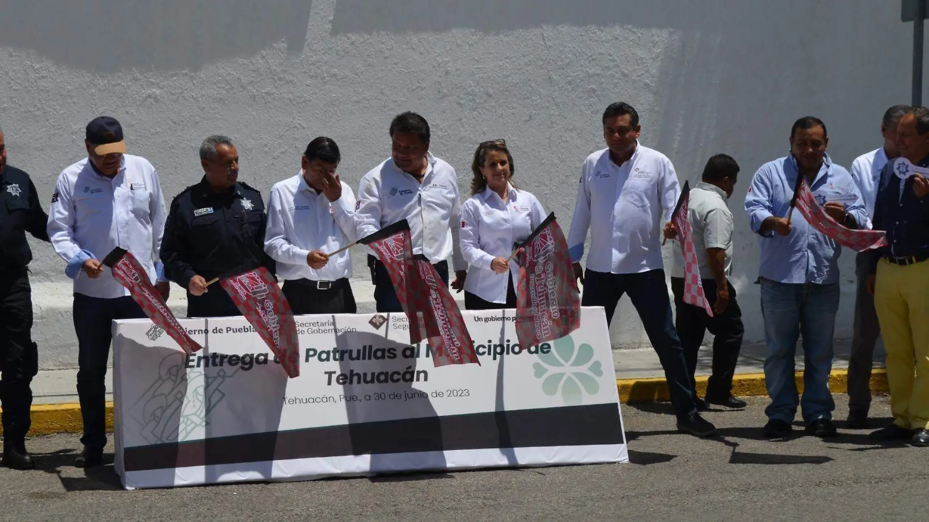 Gobierno del Estado presta diez patrullas a Tehuacán para combatir la inseguridad